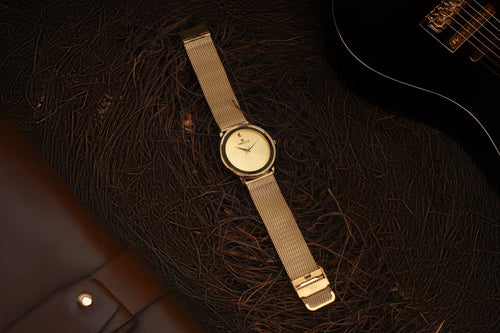 Casual Gold With Mirror Glass