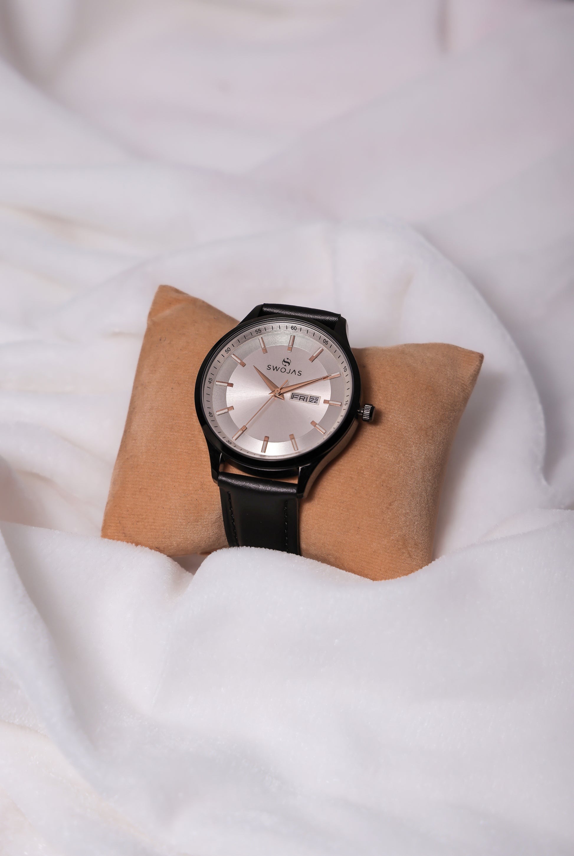 Mountain Black - Silver Dial