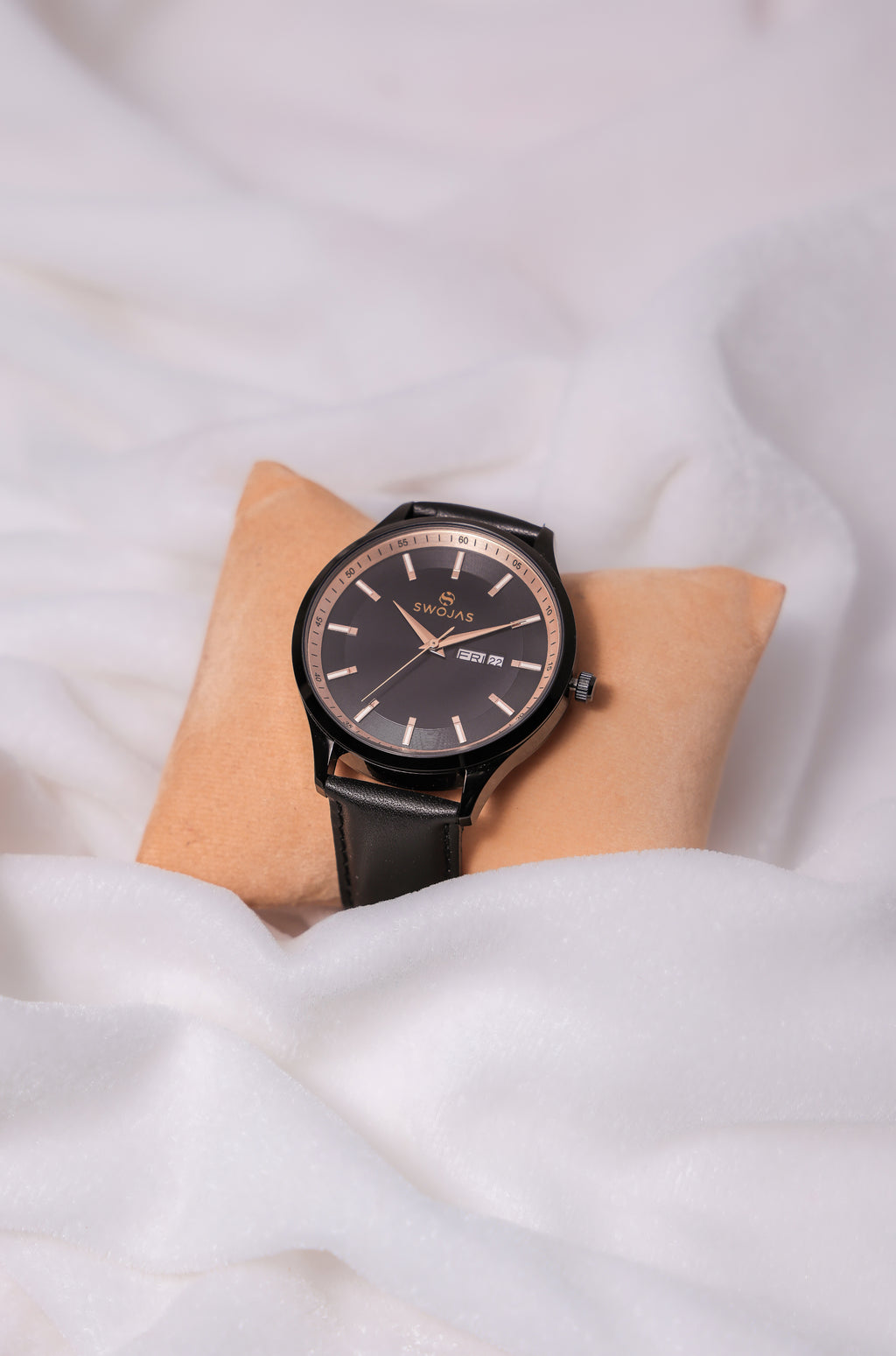 Mountain Black - Black Dial Rose Ring