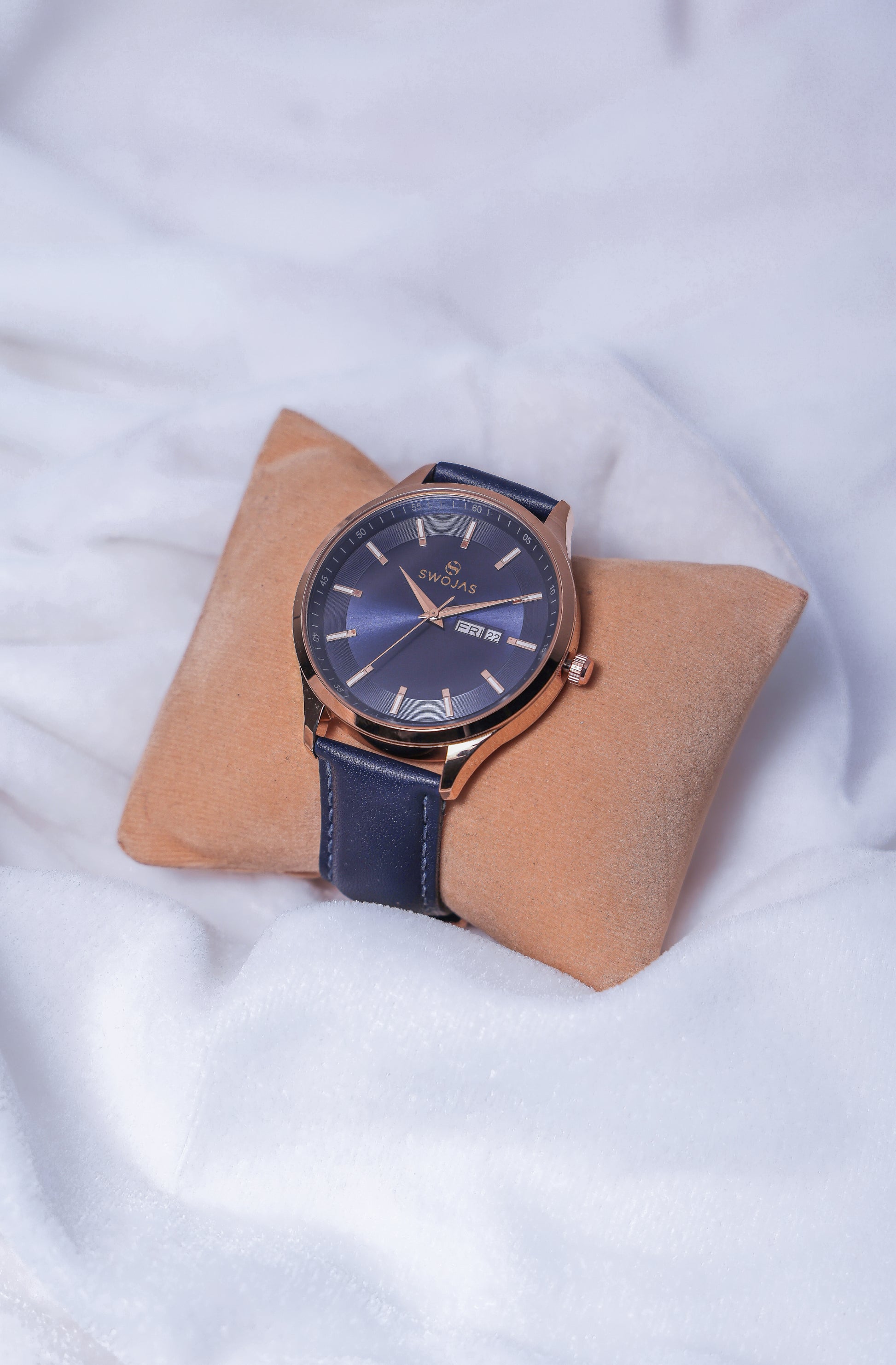 Mountain Rose - Blue Dial Blue Ring